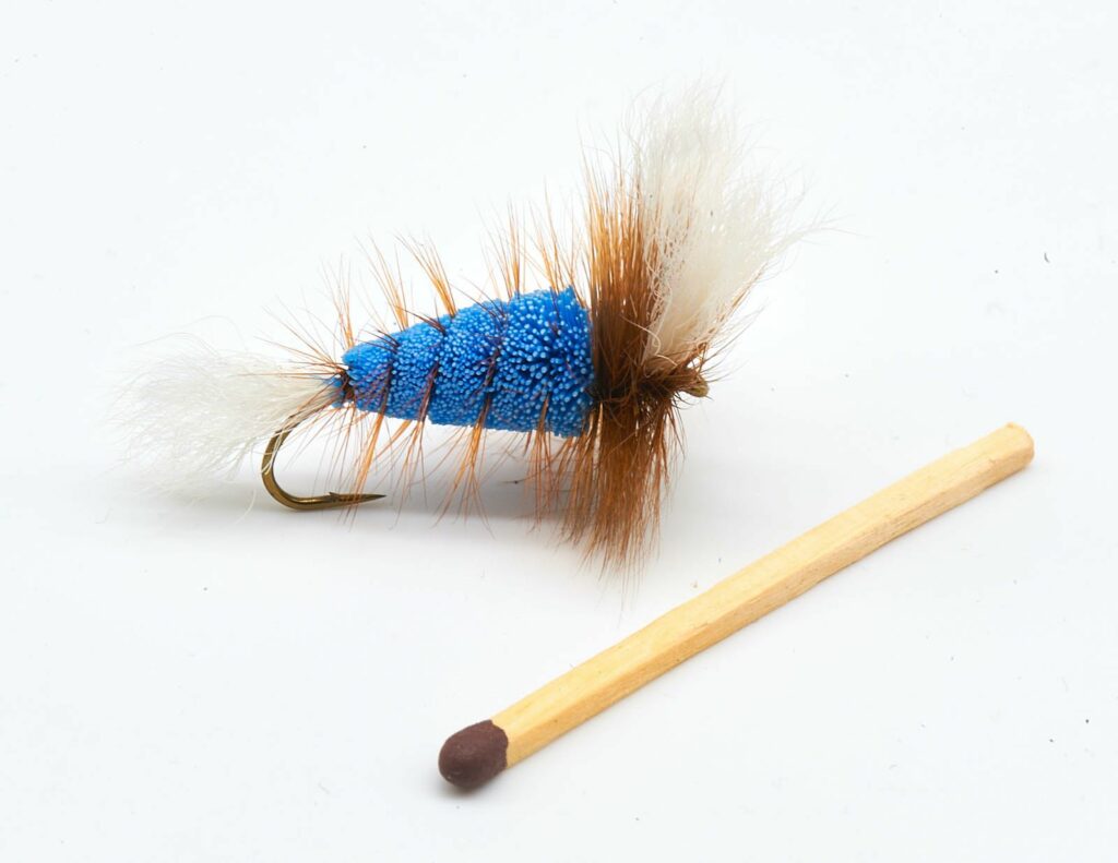 Dry flies on hook  THE FISHMADMAN SHOP